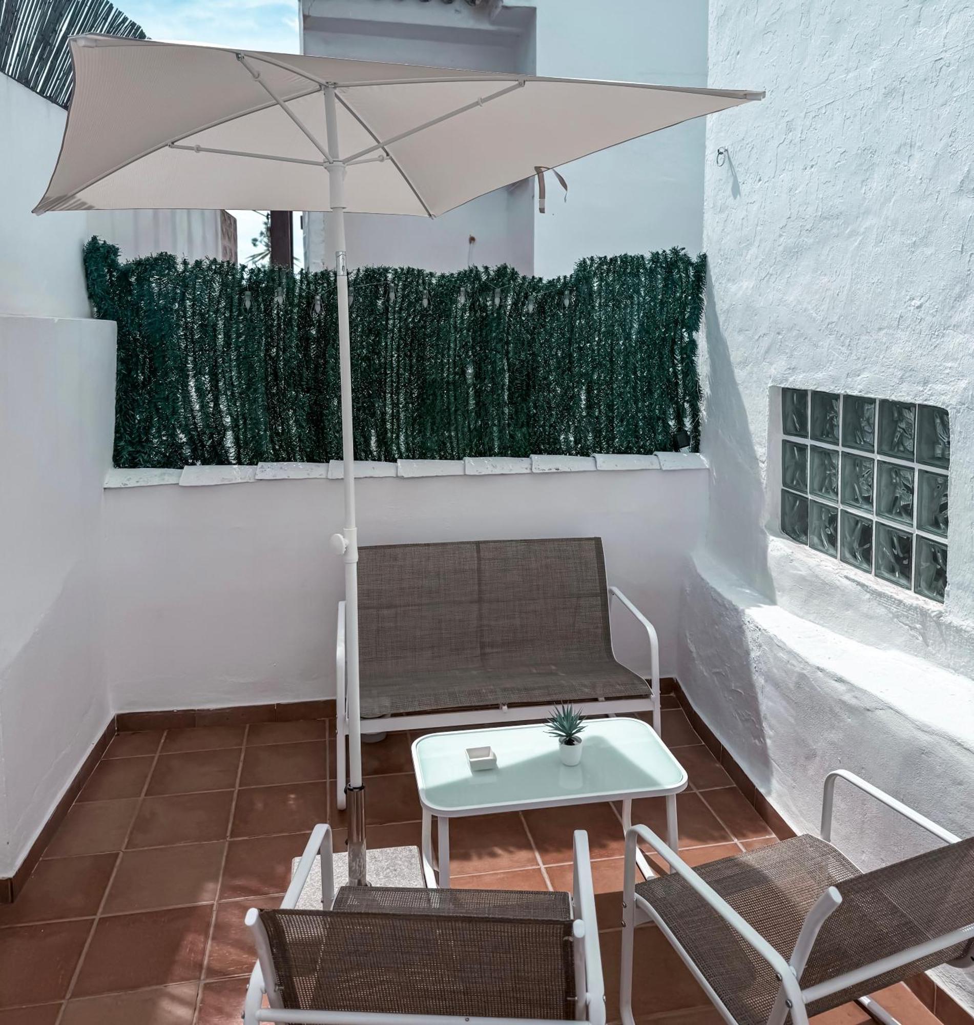 Casita Menta - Alojamiento Unico En El Centro De Torrox Esterno foto